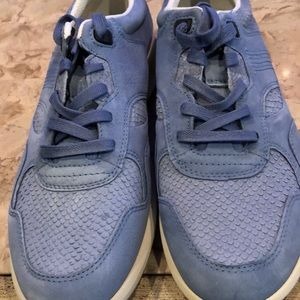 Brand new ECCO suede blue tennis shoes!!